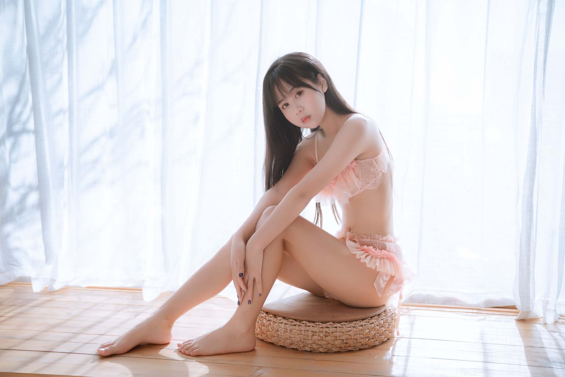 萌芽儿o0粉内衣